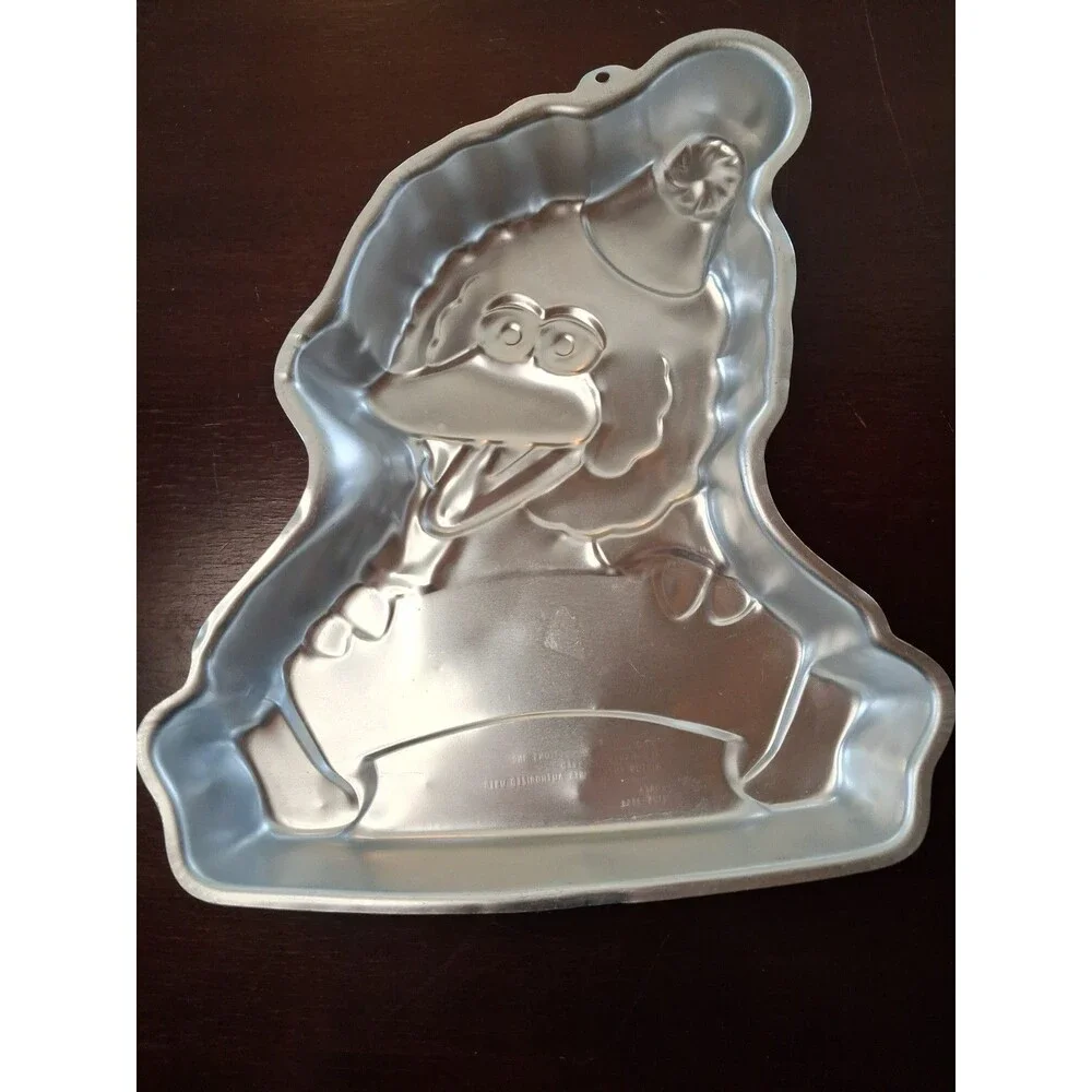 Wilton Sesame Street Big Bird Birthday Cake Pan 2105-3654 Jim Henson Aluminum